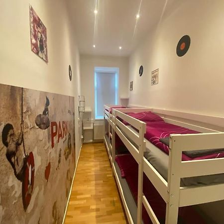 Cozy Appartm With + Airport/City Center Connection Apartment เวียนนา ภายนอก รูปภาพ
