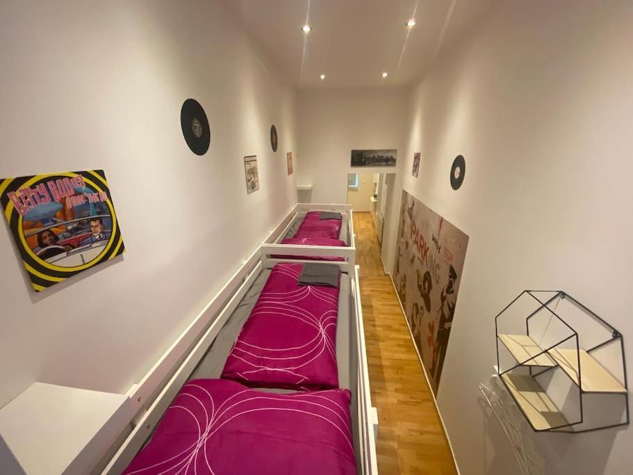 Cozy Appartm With + Airport/City Center Connection Apartment เวียนนา ภายนอก รูปภาพ