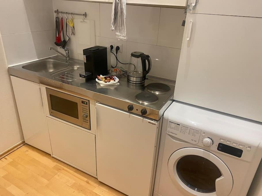 Cozy Appartm With + Airport/City Center Connection Apartment เวียนนา ภายนอก รูปภาพ